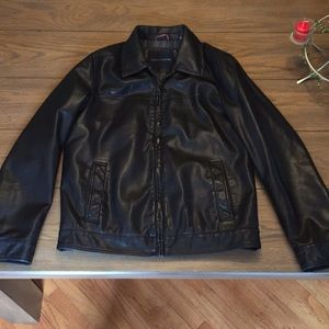 Tommy Hilfiger small black men’s leather jacket